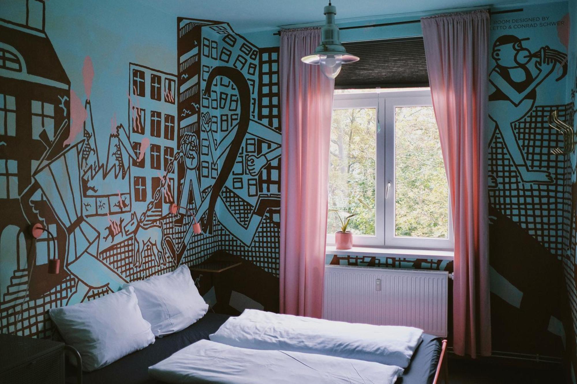 Hostel&garten Eden